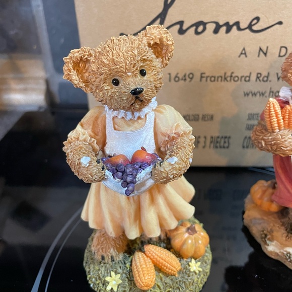 New Fall harvest bears set of three from home interiors and gifts resin - Picture 2 of 7
